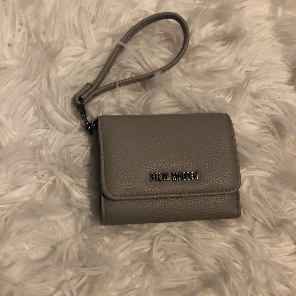 Small Steve Madden wallet